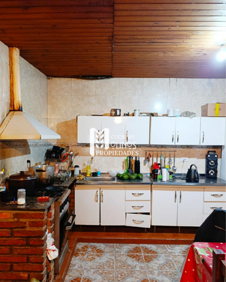 CASA EN VENTA B° DEMOCRACIA. SALTA 