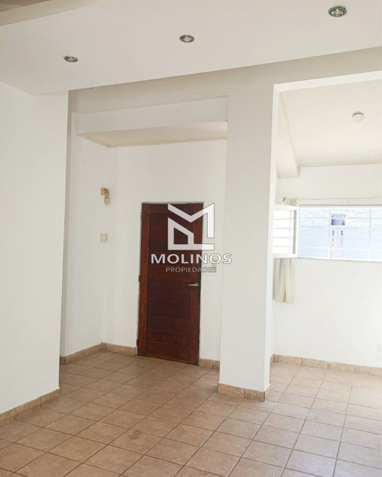 CASA EN VENTA. B° PORTAL DE GUEMES 