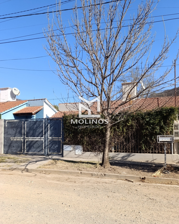 CASA EN VENTA. B° PORTAL DE GUEMES 