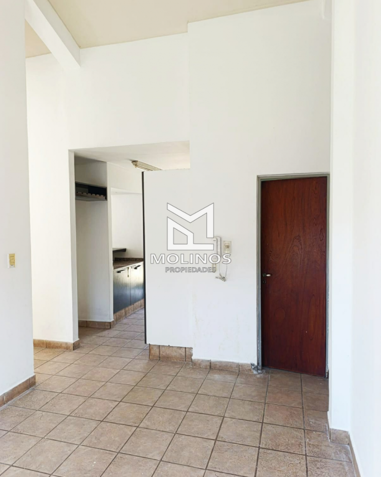 CASA EN VENTA. B° PORTAL DE GUEMES 