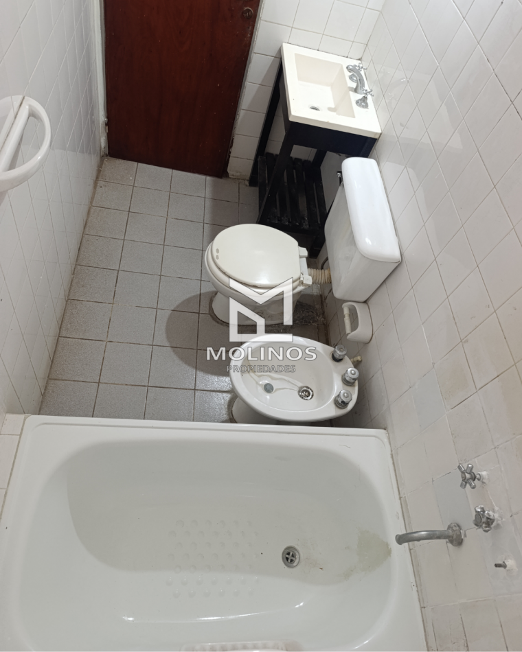 CASA EN VENTA. B° PORTAL DE GUEMES 