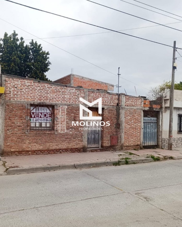 TERRENO EN VENTA. ZONA ALVARADO al 2400
